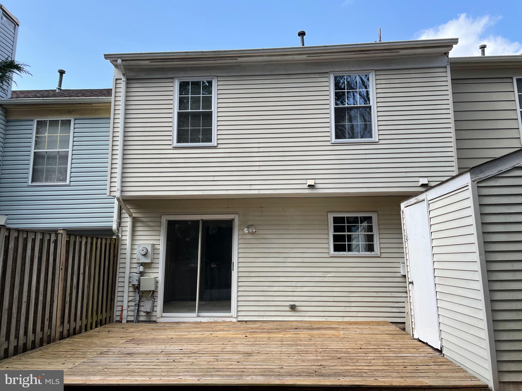 14831 Basingstoke Loop Centreville, VA 20120 - Photo 36 of 36 Exterior-Rear