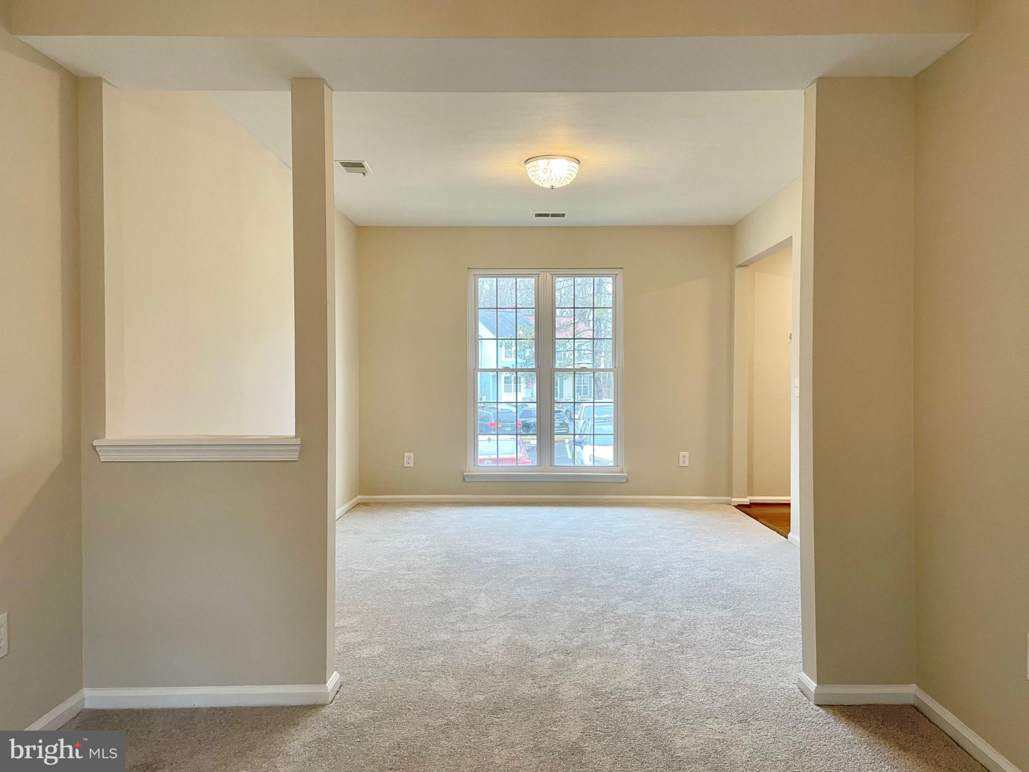 14831 Basingstoke Loop Centreville, VA 20120 - Photo 6 of 36 Dining Room