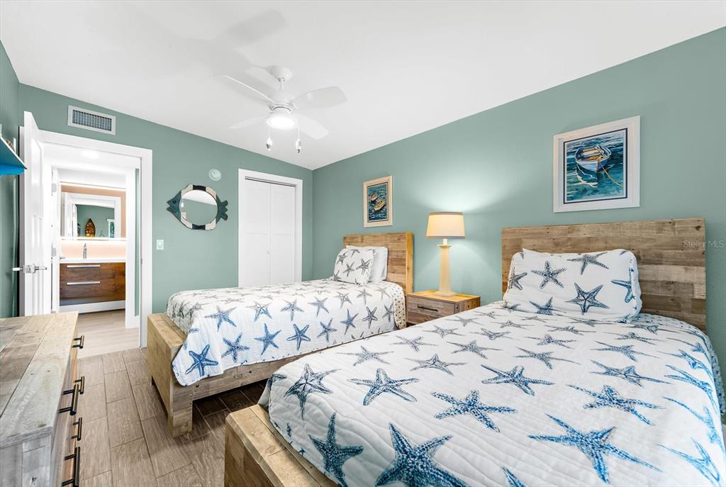 310 66th Street Holmes Beach, FL 34217 - Photo 24 of 63