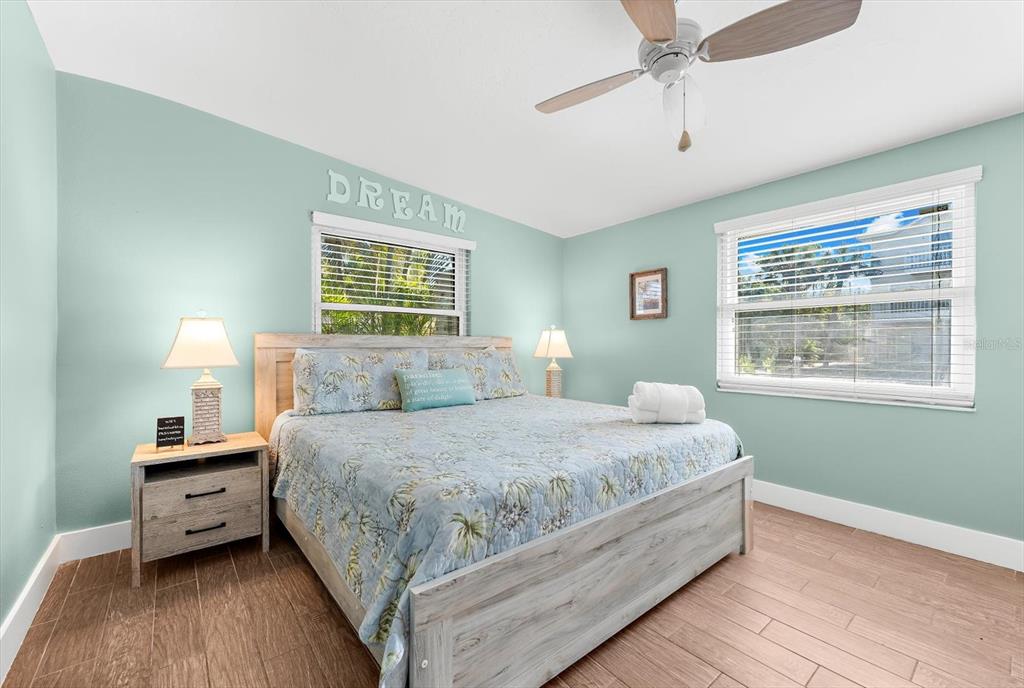 310 66th Street Holmes Beach, FL 34217 - Photo 28 of 63