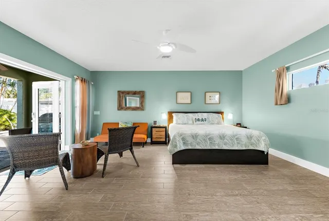 $1,595,000 | 310 66th Street, Holmes Beach, FL 34217