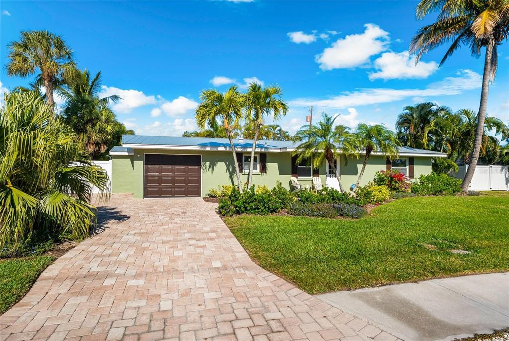 310 66th Street Holmes Beach, FL 34217 - Photo 4 of 63