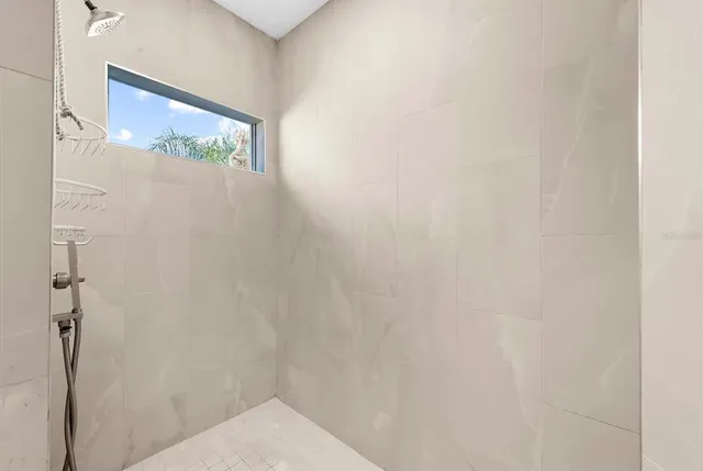 $1,595,000 | 310 66th Street, Holmes Beach, FL 34217