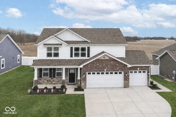 $425,000 | 140 Waterford Court, Pendleton, IN 46064