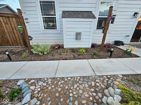 $425,000 | 140 Waterford Court, Pendleton, IN 46064