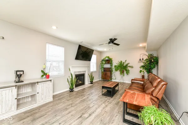 $425,000 | 140 Waterford Court, Pendleton, IN 46064