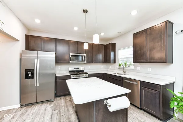 $425,000 | 140 Waterford Court, Pendleton, IN 46064