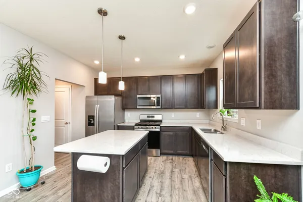 $425,000 | 140 Waterford Court, Pendleton, IN 46064