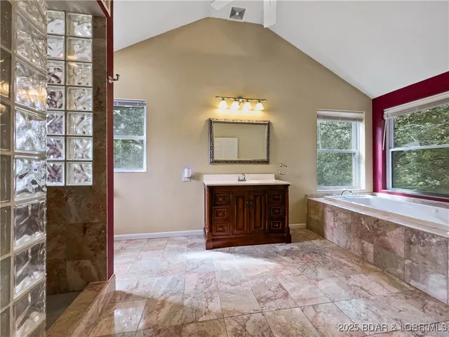 $510,000 | 1268 Thousand Acres Road, Montreal, MO 65591