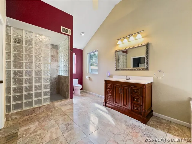 $510,000 | 1268 Thousand Acres Road, Montreal, MO 65591