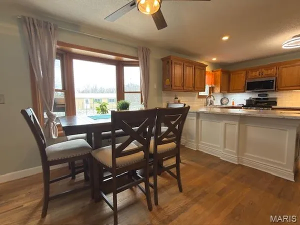 $435,000 | 11252 Pershing Road, Hannibal, MO 63401