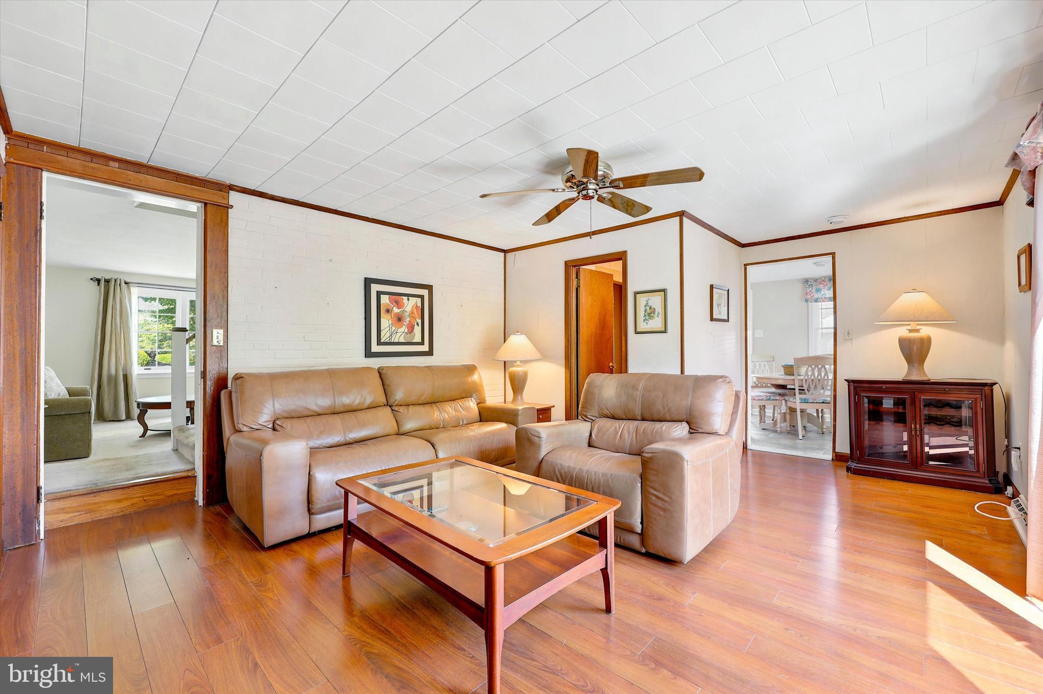 405 Brentwood Road Havertown, PA 19083 - Photo 8 of 39 Family room