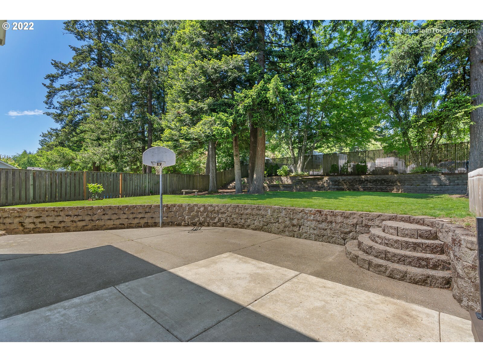 13515 Southwest Weir Road Beaverton, OR 97008 - Photo 26 of 32 Gallery Image 26