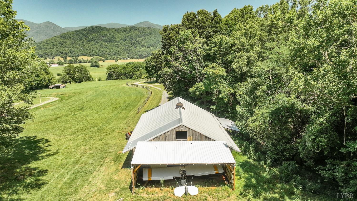 1361 Hurricane Creek Road Goode, VA 24556 - Photo 9 of 86