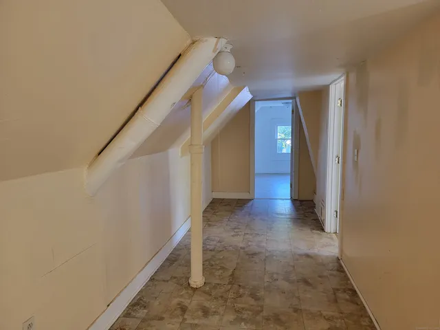 $2,800 | 27 Lilac Street, Unit 2, New Haven, CT 06511