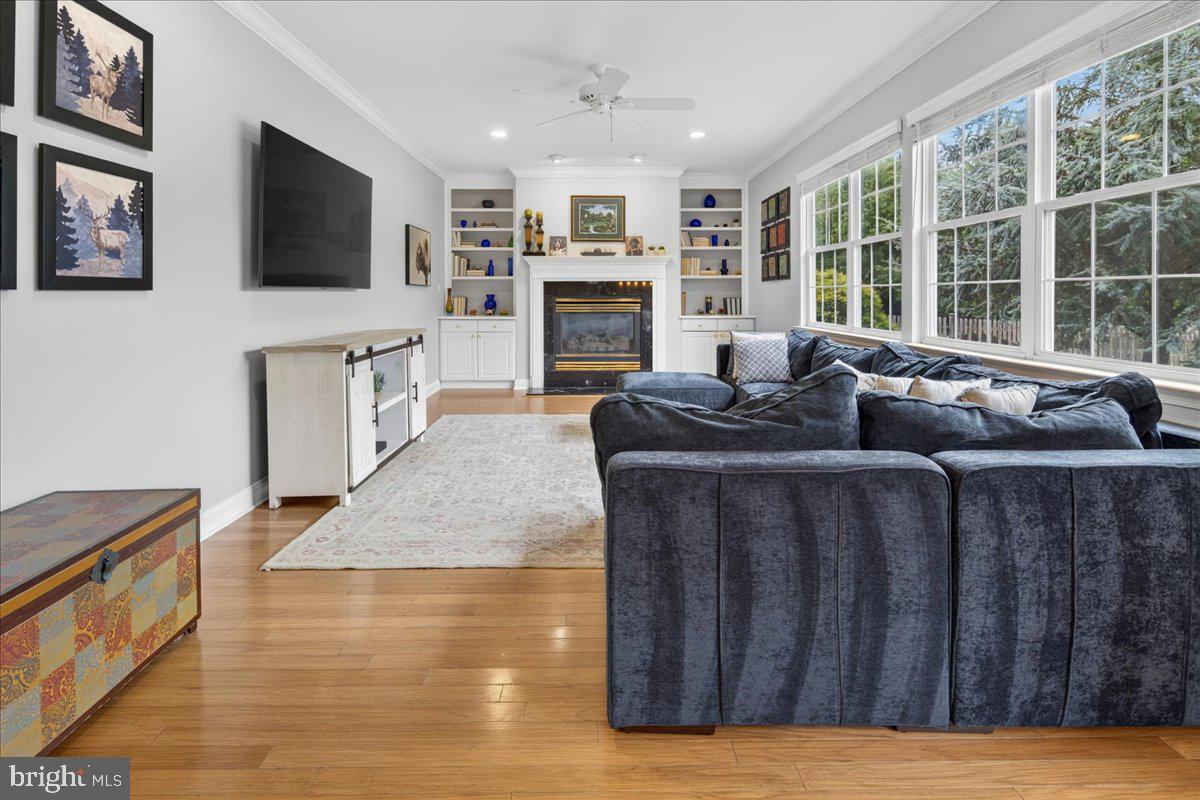 407 Denow Road Pennington, NJ 08534 - Photo 11 of 45