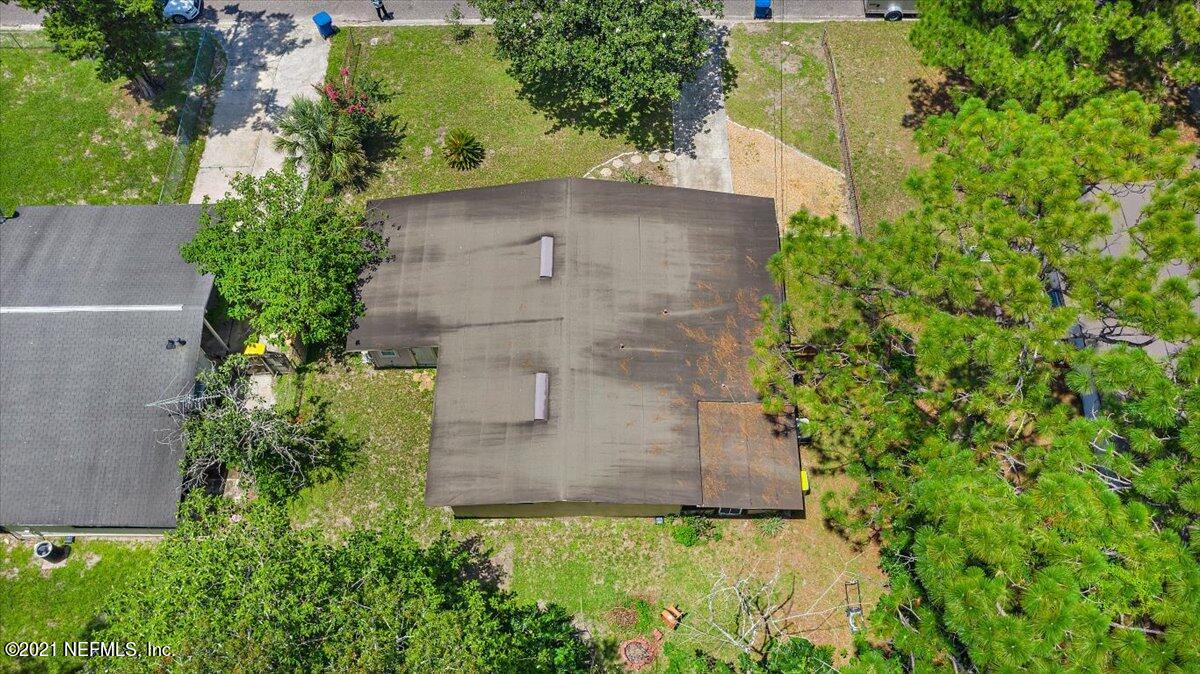 7444 Sandhurst Road South Jacksonville, FL 32277 - Photo 16 of 20 an aerial view of a house with a yard
