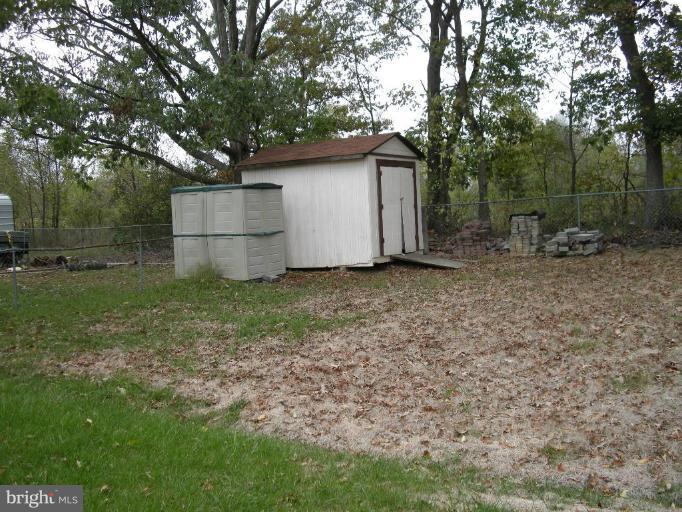 313 Ridge Road Winchester, VA 22602 - Photo 14 of 19 Shed