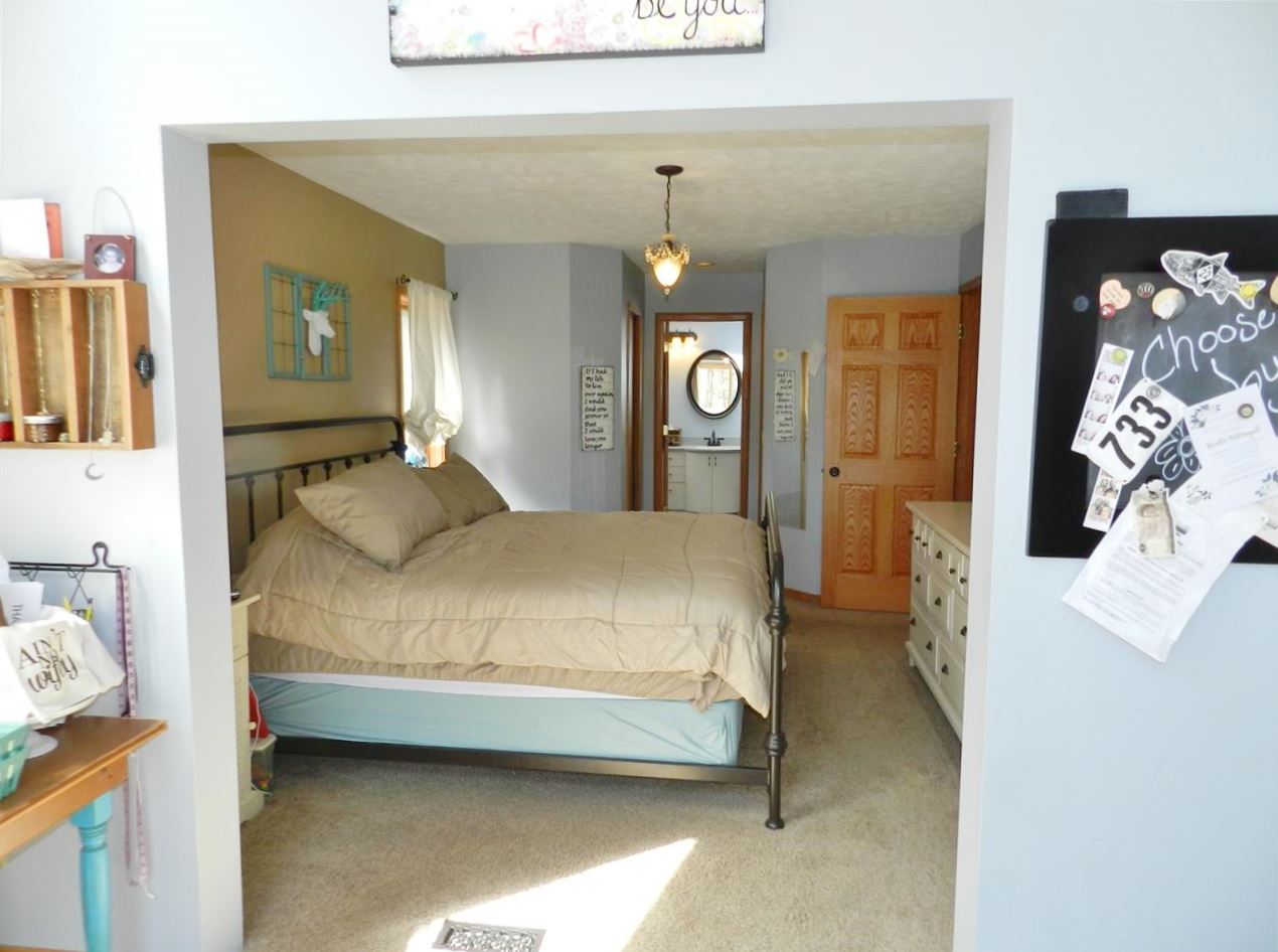 3700 Lone Lookout Road Traverse City, MI 49686 - Photo 27 of 77 1815719-26.JPG