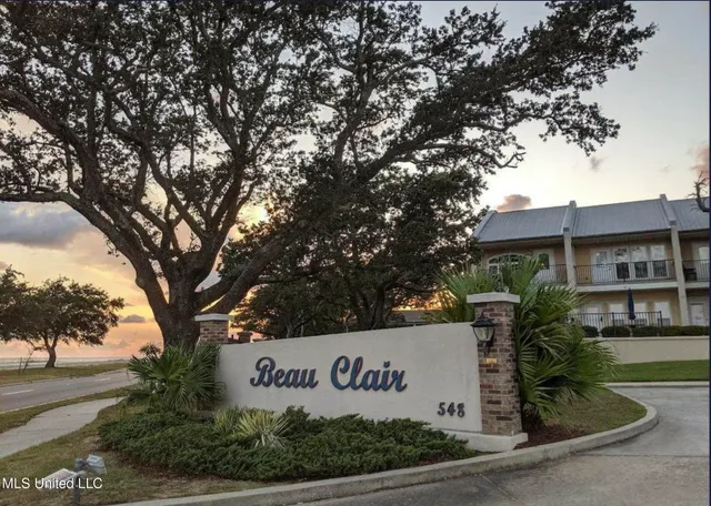 $1,890 | 548 West Beach Boulevard, Unit 144, Pass Christian, MS 39571