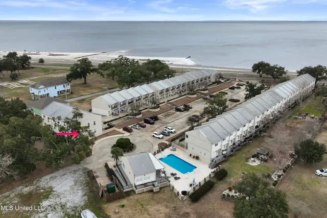 $1,890 | 548 West Beach Boulevard, Unit 144, Pass Christian, MS 39571