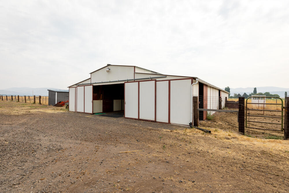 8757 Reeder Road Klamath Falls, OR 97603 - Photo 11 of 34 a view of a house with a yard