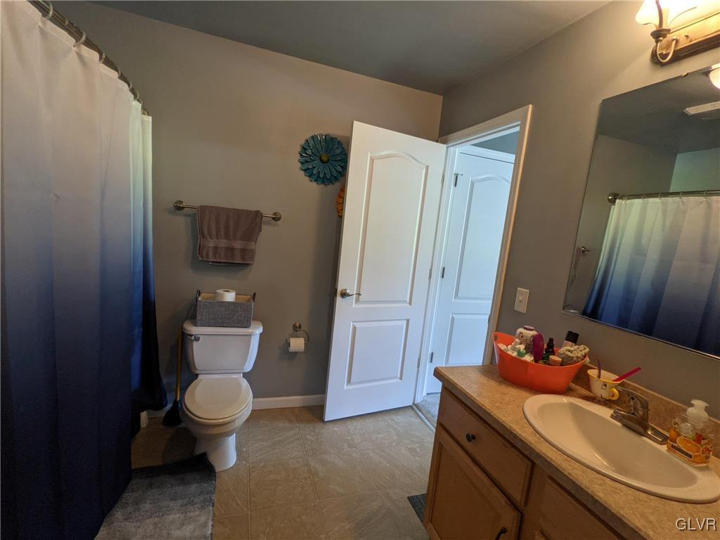 3915 Old Country Road Whitehall, PA 18052 - Photo 34 of 39 Gallery Image 34