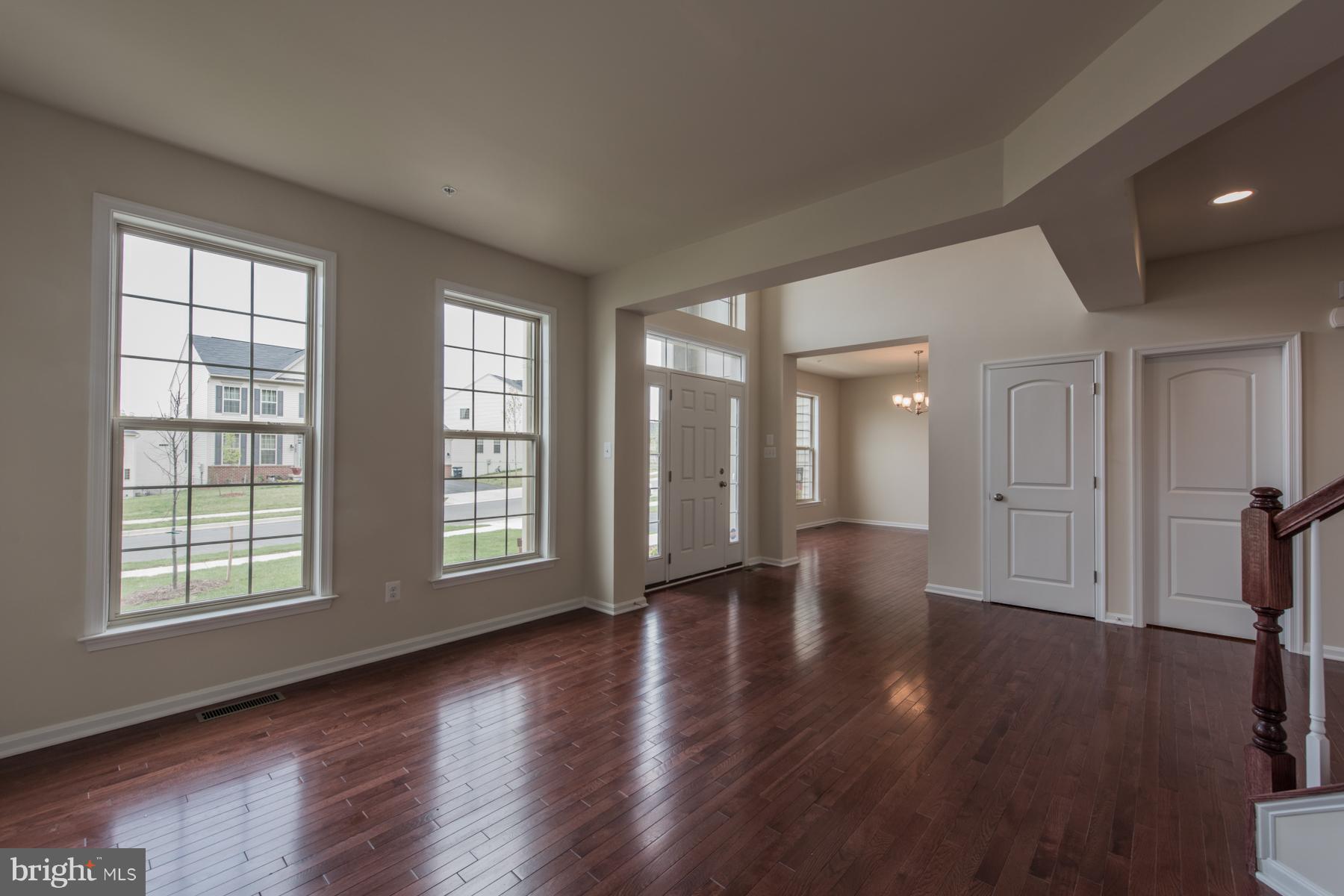 9765 Powder Hall Road Perry Hall, MD 21128 - Photo 4 of 29 Living Room