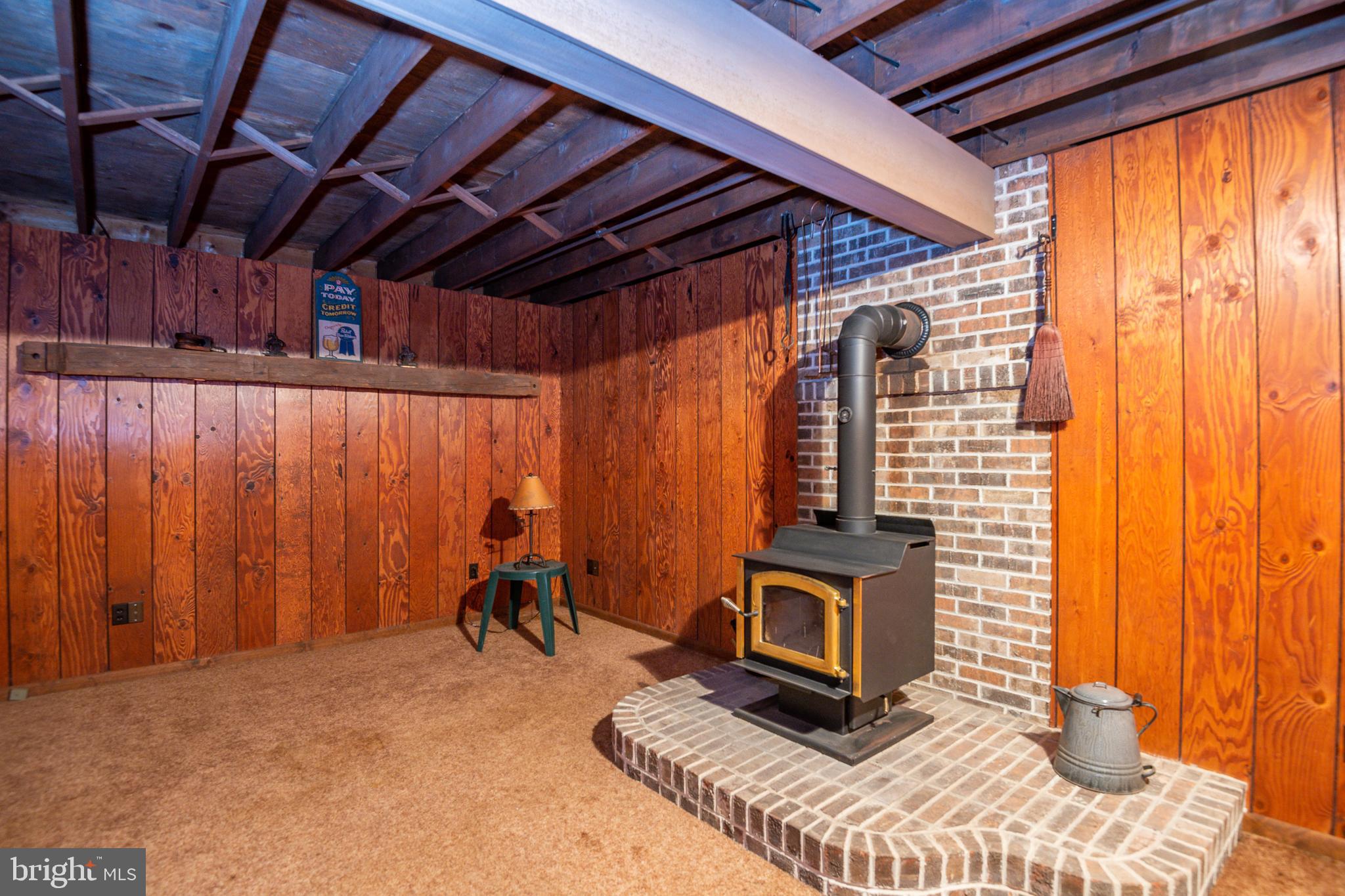 2901 Mannerchor Road Temple, PA 19560 - Photo 20 of 27 Cozy Family Room