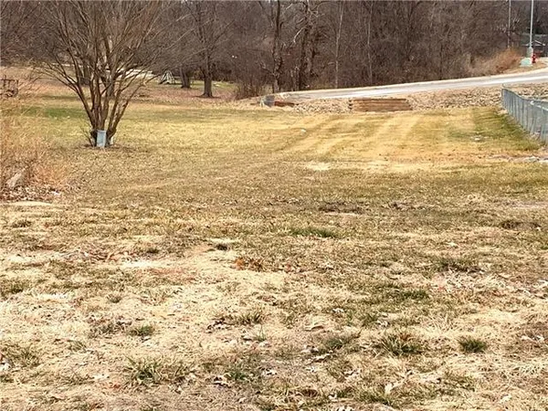 $400 | 3103 Cook Road, St. Joseph, MO 64506