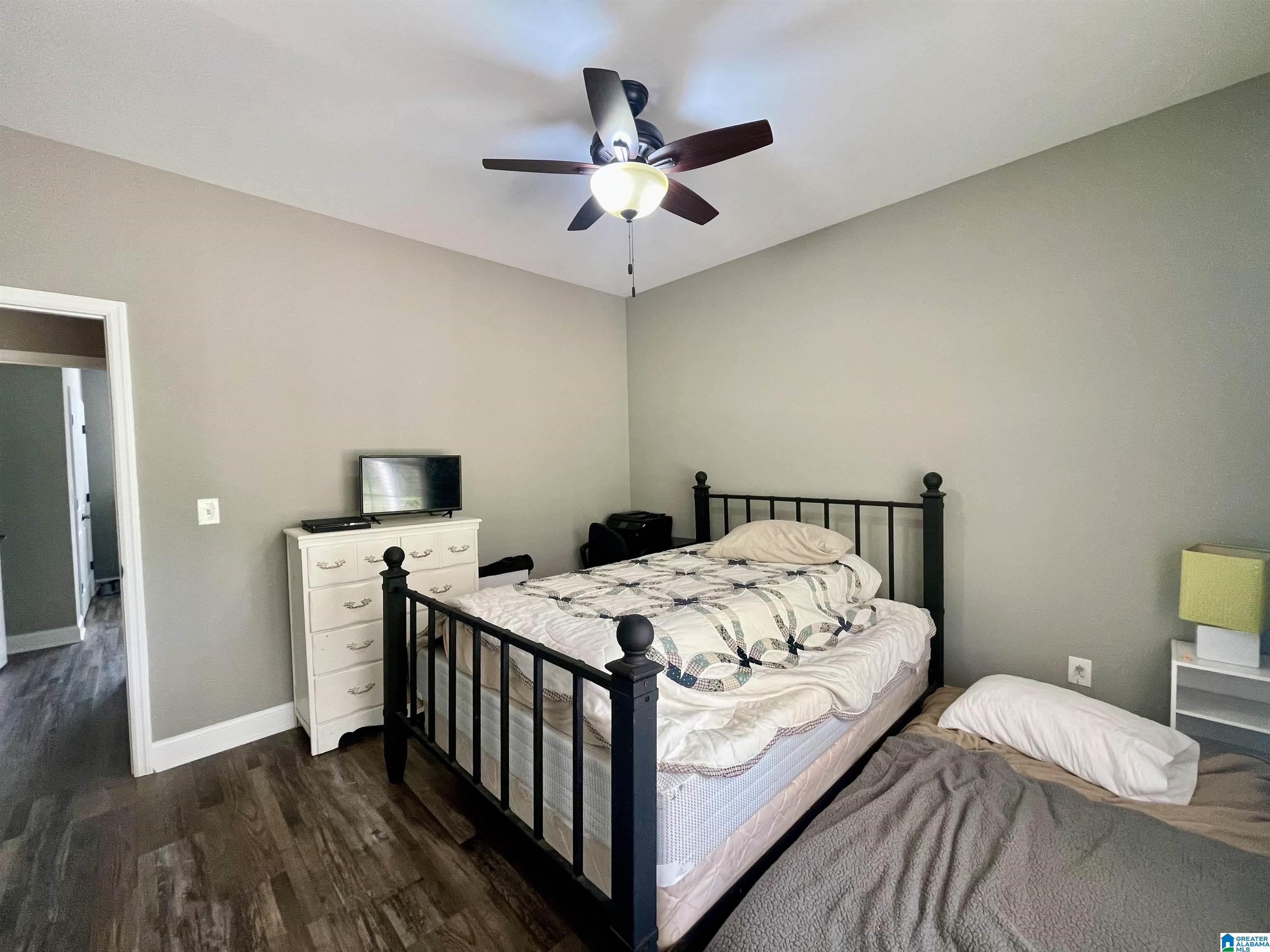 1565 Mountain Lake Road Warrior, AL 35180 - Photo 40 of 47