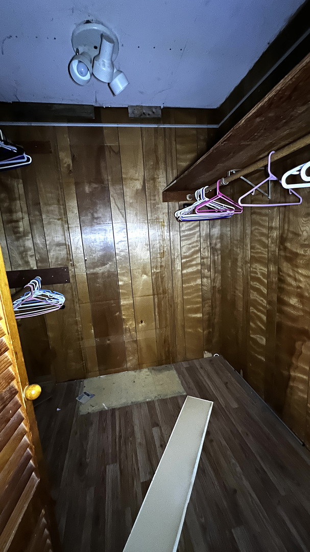 8919 Meredosia Road Albany, IL 61230 - Photo 20 of 35 a bathroom with a sink and shower