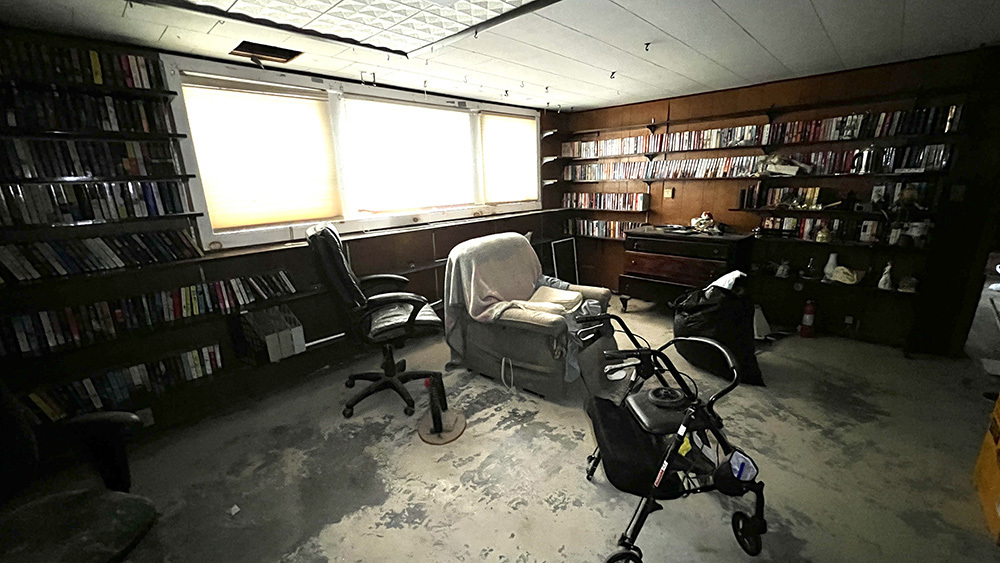 8919 Meredosia Road Albany, IL 61230 - Photo 25 of 35 a view of a workspace with furniture and a window