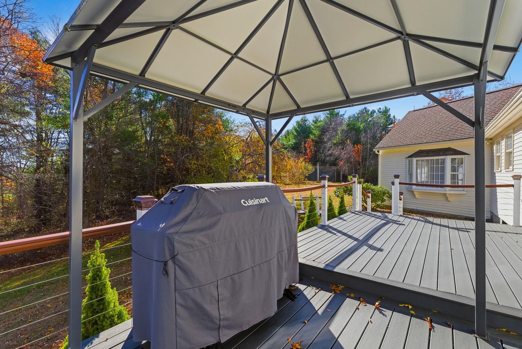 276 North Amherst Road Bedford, NH 03110 - Photo 29 of 55