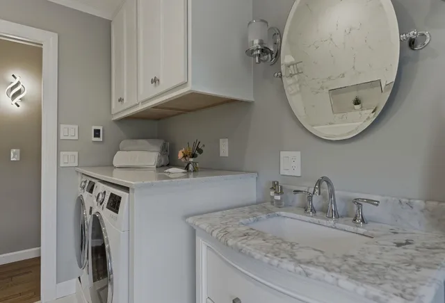 $1,279,000 | 276 North Amherst Road, Bedford, NH 03110