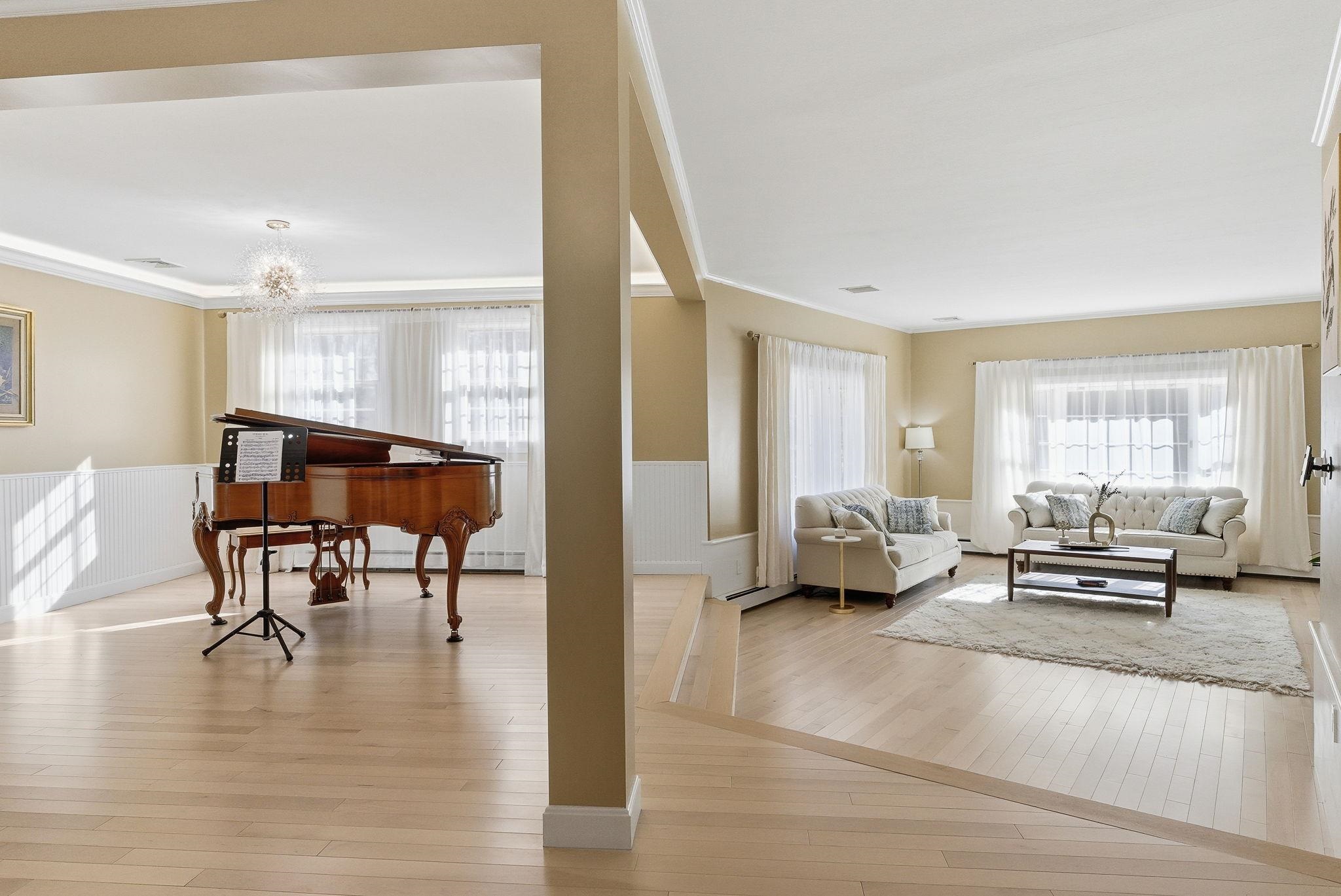 276 North Amherst Road Bedford, NH 03110 - Photo 6 of 55