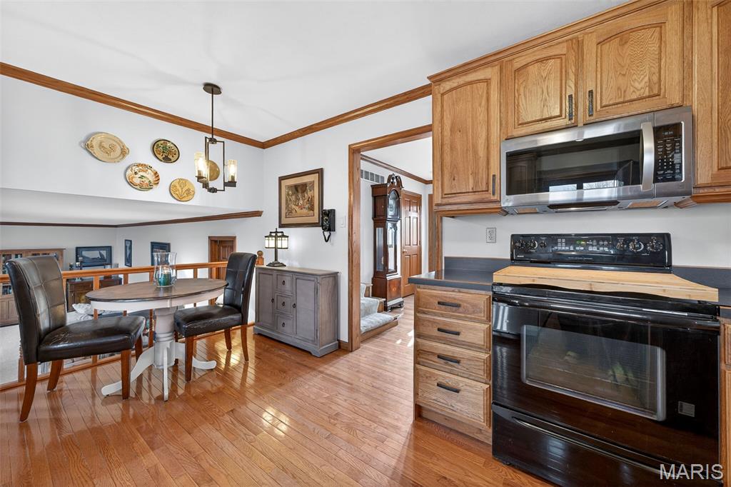 134 Rue Grand Drive Lake St. Louis, MO 63367 - Photo 10 of 35