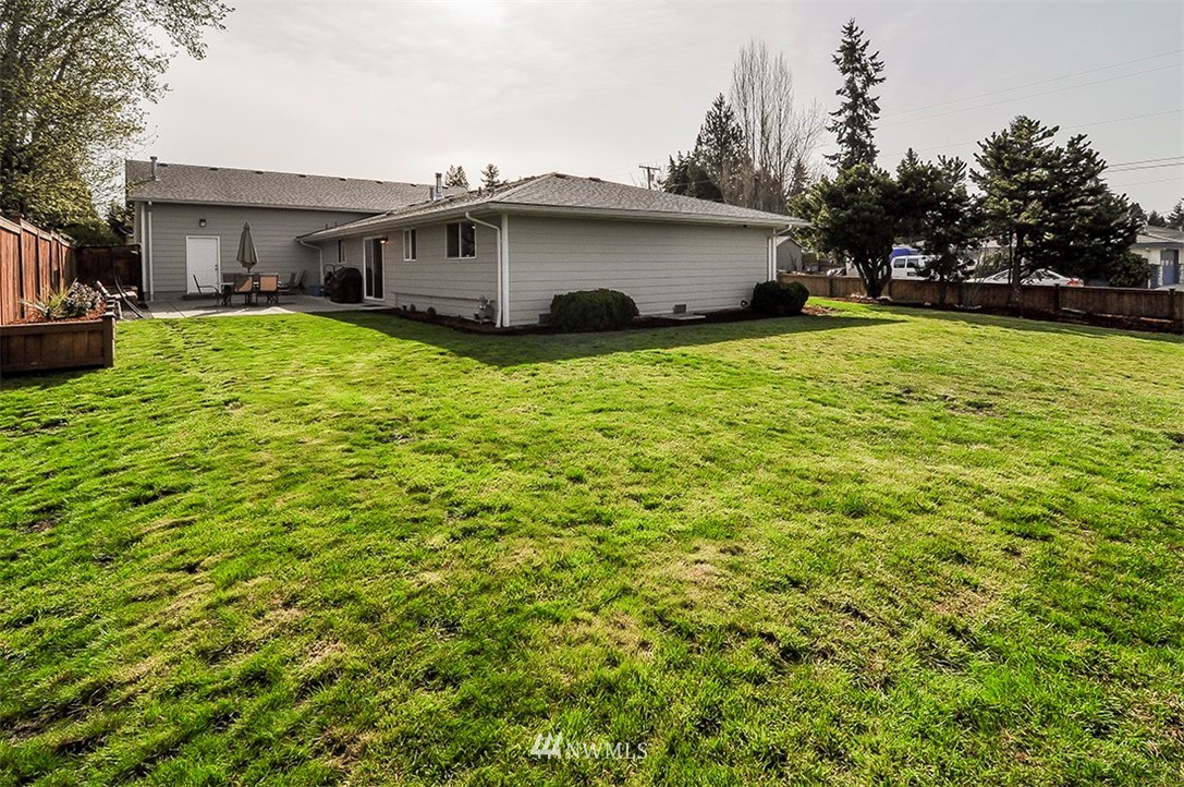 12804 Southeast 172nd Street Renton, WA 98058 - Photo 22 of 25 Gallery Image 22