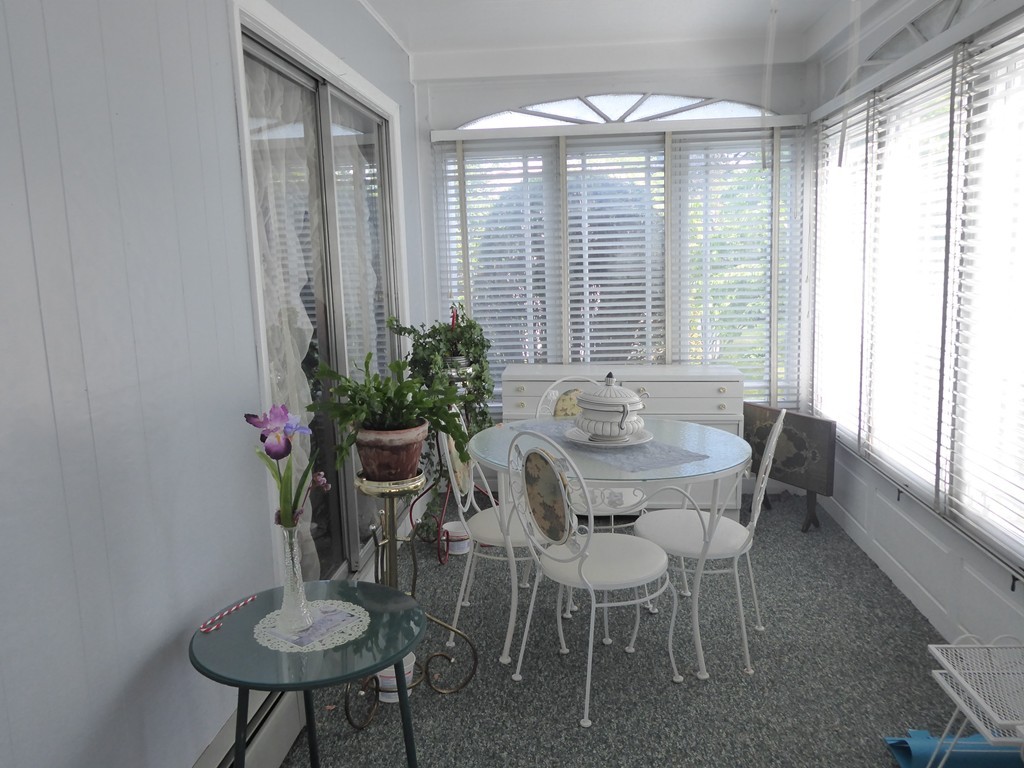 679-681 Chestnut Street Springfield, MA 01107 - Photo 15 of 20 Gallery Image 15