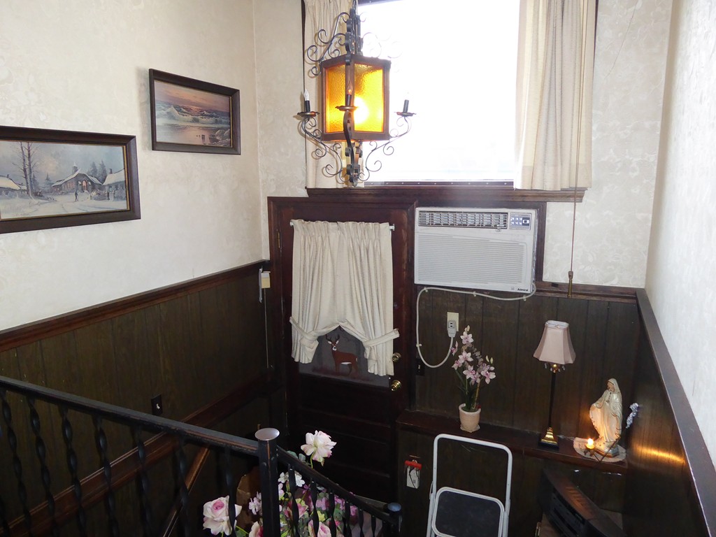 679-681 Chestnut Street Springfield, MA 01107 - Photo 18 of 20 Gallery Image 18