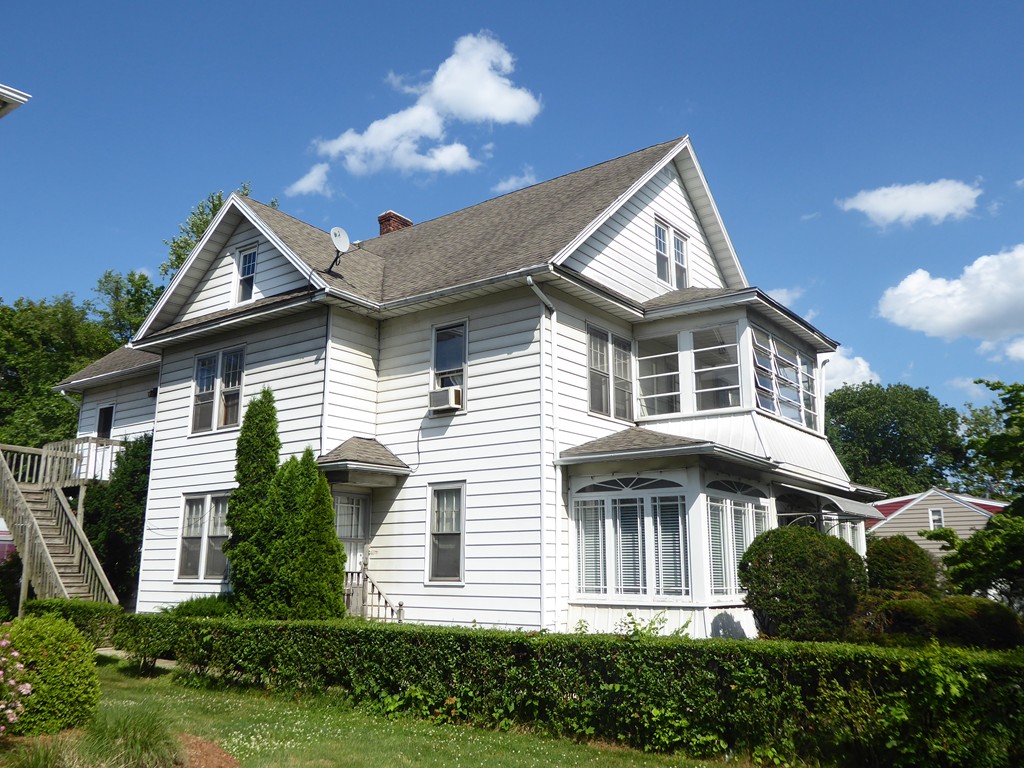 679-681 Chestnut Street Springfield, MA 01107 - Photo 4 of 20 Gallery Image 4