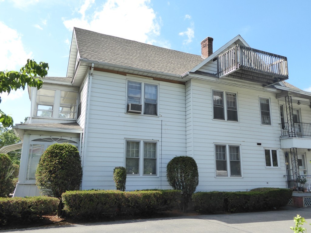 679-681 Chestnut Street Springfield, MA 01107 - Photo 5 of 20 Gallery Image 5