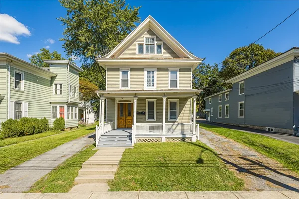 $199,900 | 133 Pulteney Street, Geneva, NY 14456
