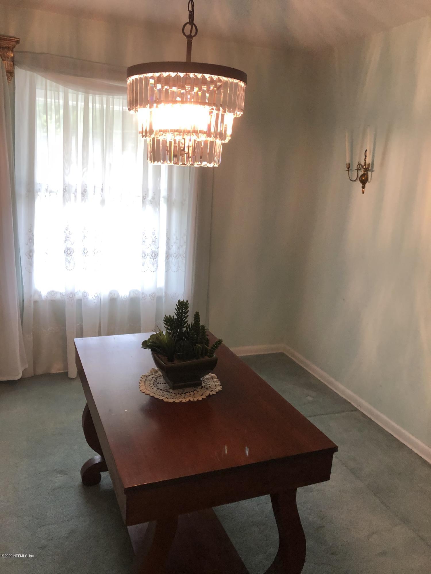 8974 Yarmouth Road Jacksonville, FL 32257 - Photo 7 of 26 4 DINING AREA A