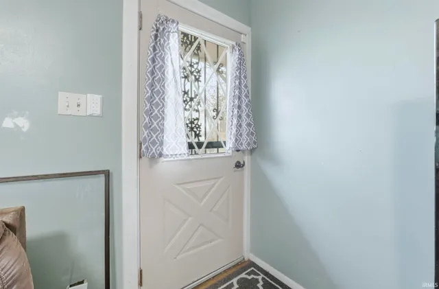 $189,900 | 1406 Bethany Lane, Fort Wayne, IN 46825