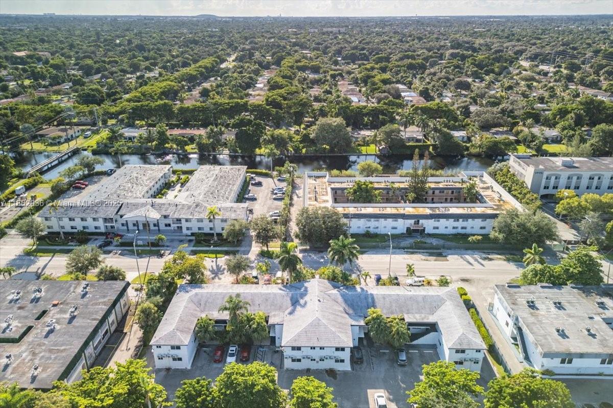 13201 Memorial Highway North Miami, FL 33161 - Photo 26 of 35 an aerial view of residential houses with outdoor space