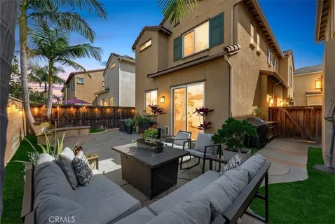 $875,000 | 271 Sparkleberry Avenue, Orange, CA 92865