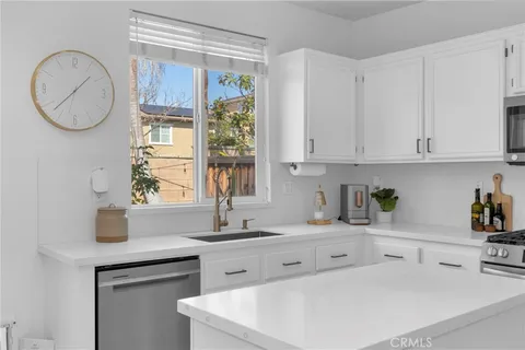 $875,000 | 271 Sparkleberry Avenue, Orange, CA 92865