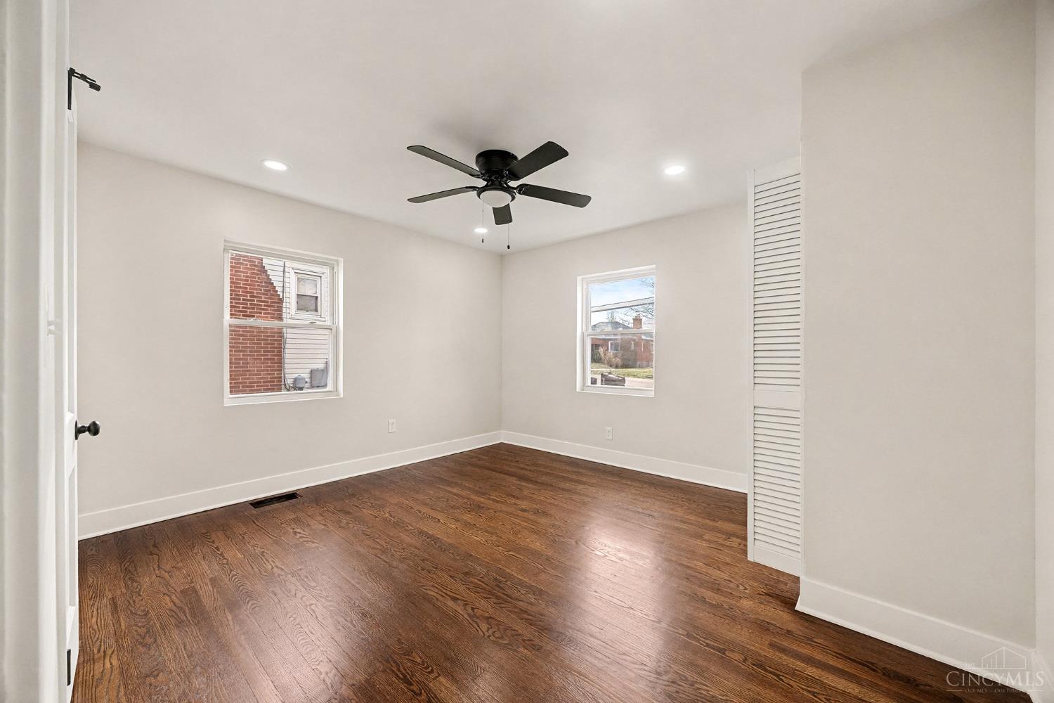 4290 Race Road Cincinnati, OH 45211 - Photo 4 of 17 Gallery Image 4