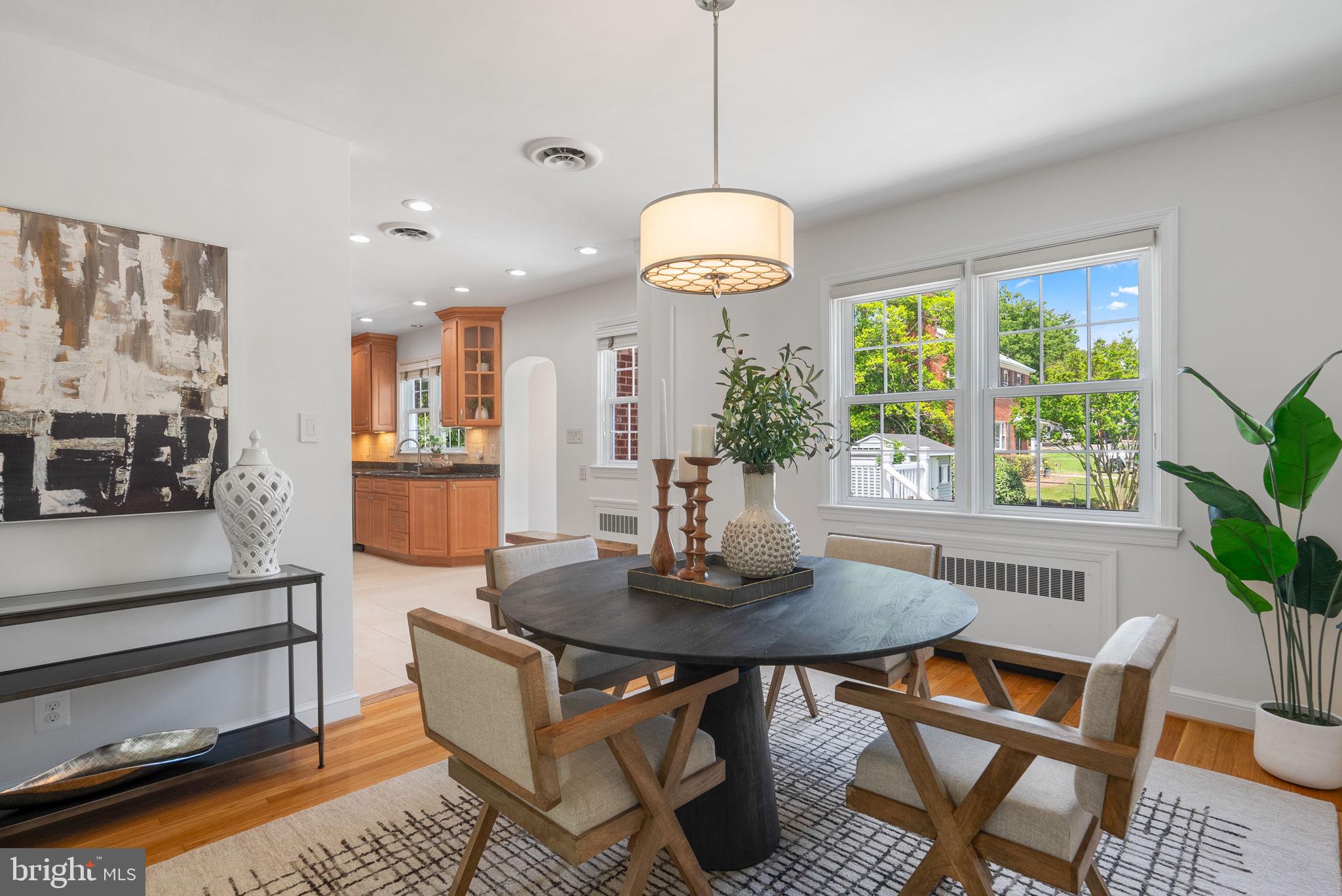 2411 Ridge Rd Drive Alexandria, VA 22302 - Photo 6 of 63